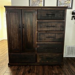 Armoire Dresser