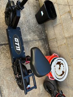 GT11 electric scooter