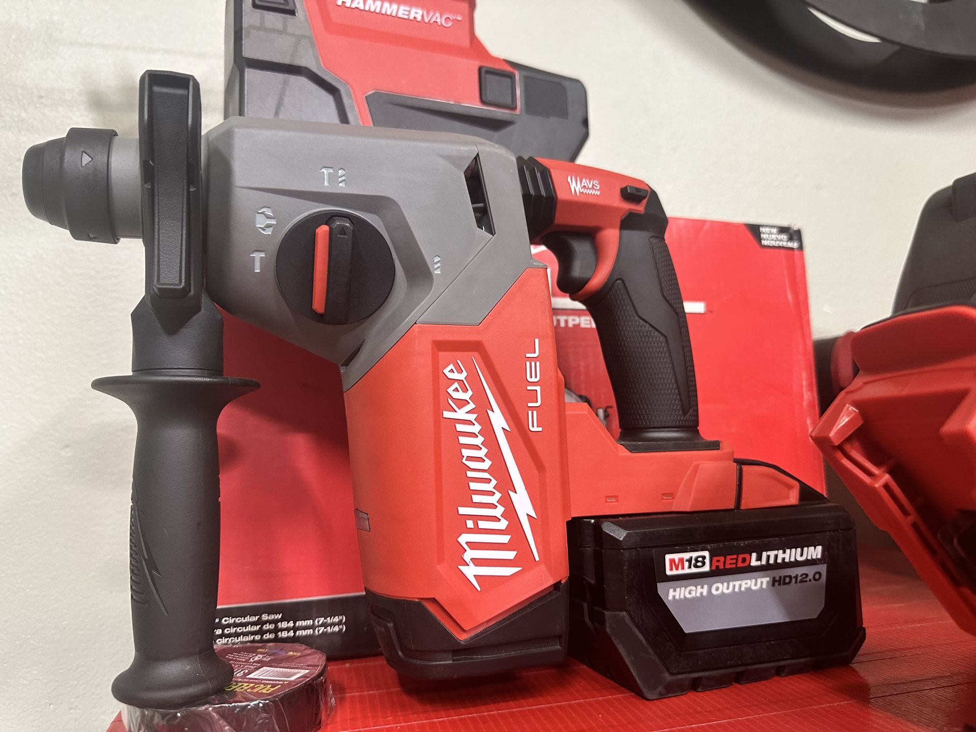 Milwaukee M18