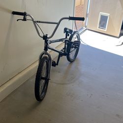 Eastern Cobra 20” BMX bike
