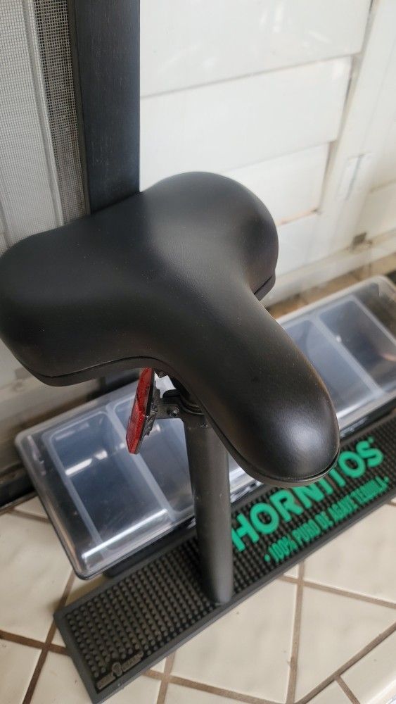 New Bike Seat And Pole Firm Price