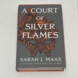 A Court of Silver Flames (A Court of Thorns and Roses, 5)