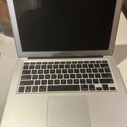 2015 Apple MacBook Air 13 inches