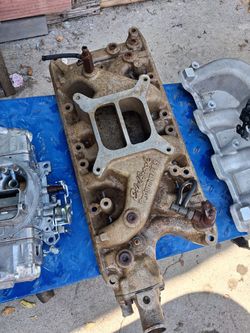 FORD SB 289 V8 INTAKE BY EDELBROCK!! 100$