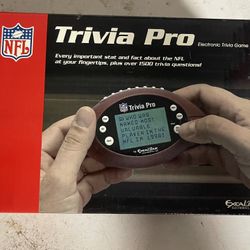 NFL Trivia Pro Electronic Hand-Held Trivia Game New in Box Never Played Classic