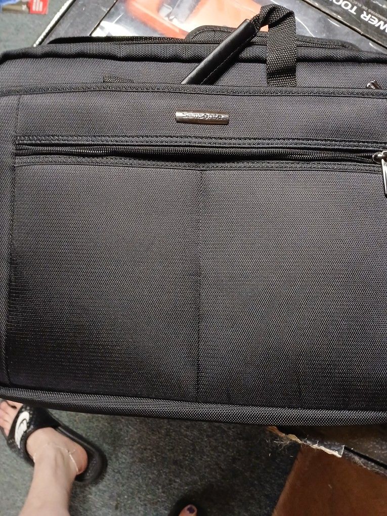 Laptop Carrier