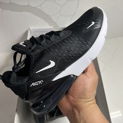 Nike Air Max 270 