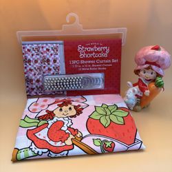 Strawberry Shortcake Shower Set