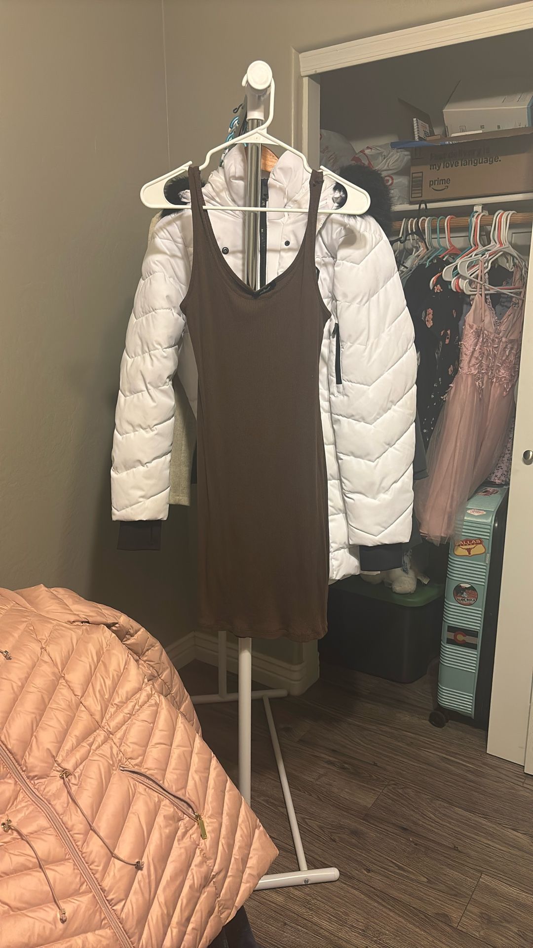 Brown dress