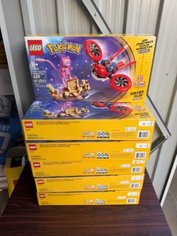 LEGO Pokémon Drone Search for Mythical Mew 72161
