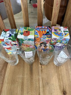 Mcdonald's Canadian Collectible Glass Set