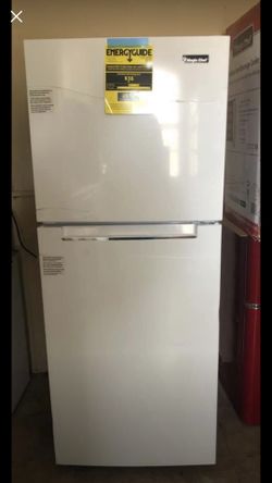 Magic Chef 10.1 Cu Ft Refrigerator w Top Freezer for Sale in Fort