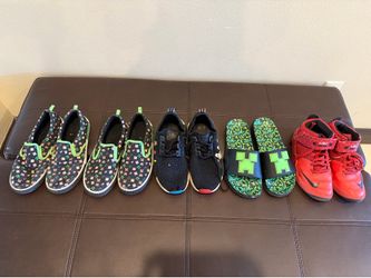 Boys shoes
