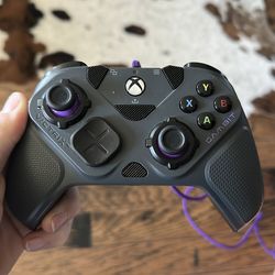 Victrix gambit Xbox wired controller *no stick drift used