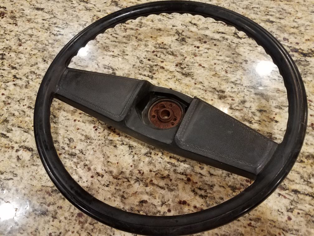 C10 C 10 73-87 Chevy truck pick up steering wheel GMC Chevrolet swb lwb