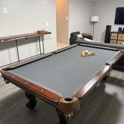 Pool table