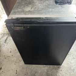 Isotherm Cruise CR 130 Drink Classic Refrigerator - 1130BA7CL0000