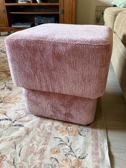 Rose Pink Ottoman