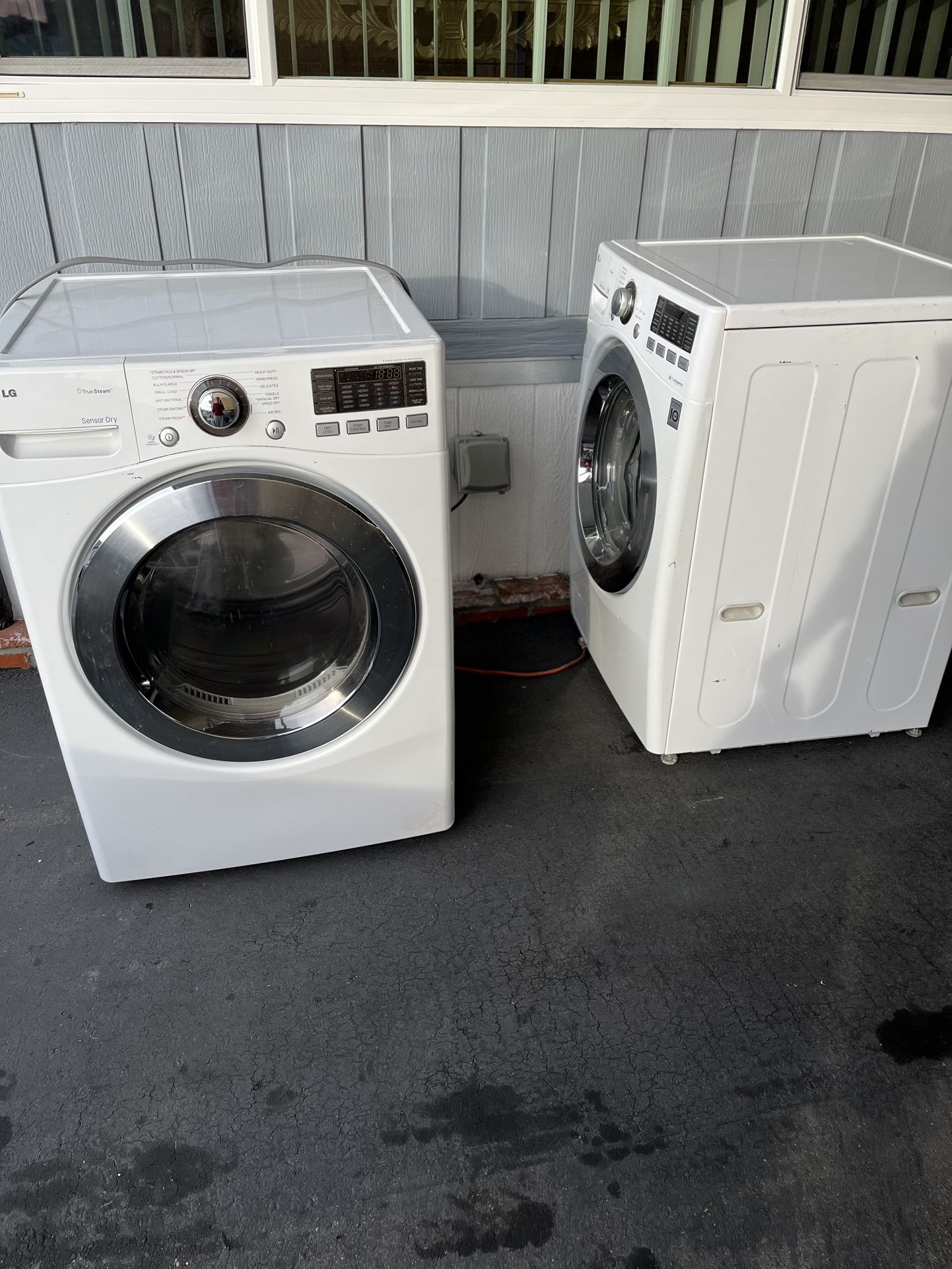 LG Washer & Dryer
