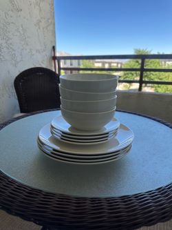 Mainstays White Ceramic 12 pc plates and bowls set