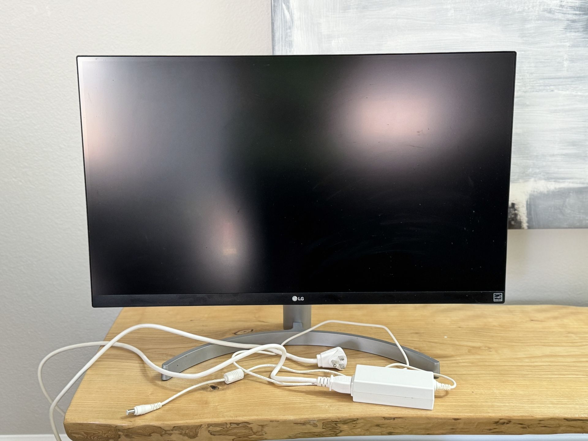 LG 27" 4k IPS UHD LED Monitor