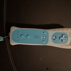 2 Wii U Stick Controllers