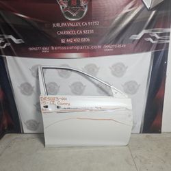 DR5023-001 2015-2017 TOYOTA CAMRY PASSENEGER FRONT DOOR SHELL