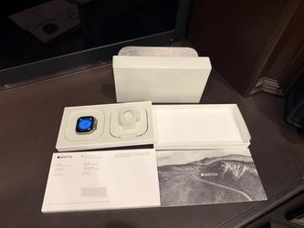 Apple Watch Ultra 2 (GPS + Cellular) 49mm Titanium Ceramic Excellent Condition!!