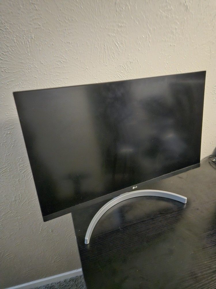LG 27 inch monitor