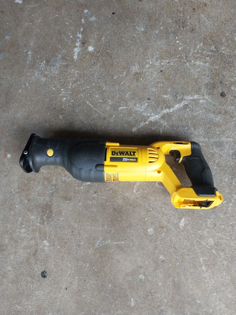 DCS 380 Variable Speed Reciprocating Saw 20 V Max 3000 / Min ( S P M ) ( Brand New ) Tool Only