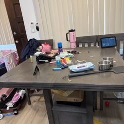 6 Seater Kitchen Table W/Extender