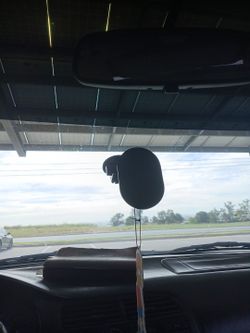 Magnetic i phone holder