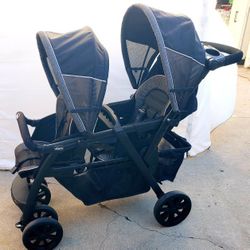 Double Stroller In Excellent Condition 
