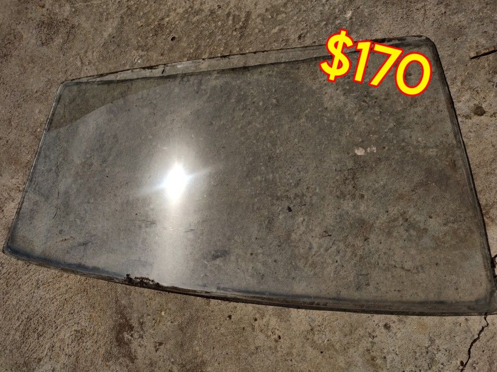 1979 Toyota Corolla Windshield