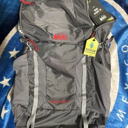 REI back pack w/bladder