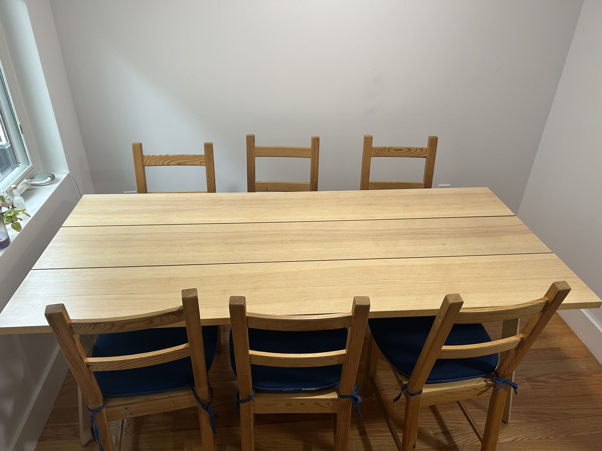 Table With Chairs