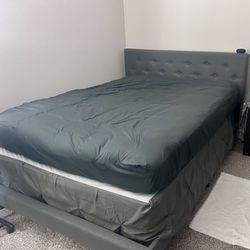 Full Size Bed, 