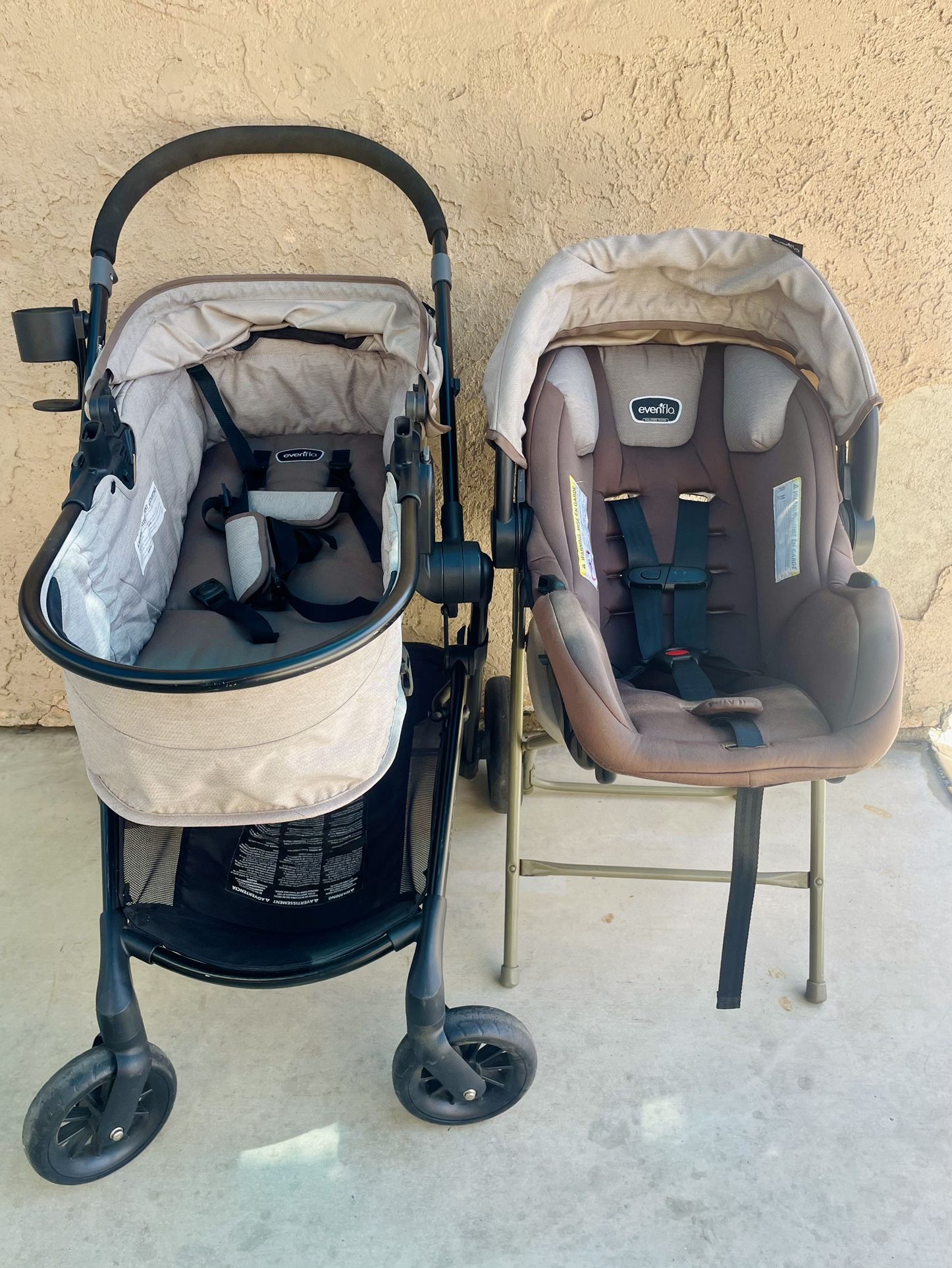 Evenflo Pivot Stroller LIKE NEW With Litemax Infant Car Seat