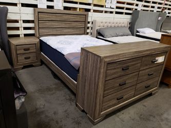 New 4pc queen size bedroom set tax included free delivery