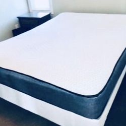 Queen size mattress Double side 9”thick brand new new( regular box spring include) Delivery Available 