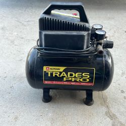 Air Compressor 3 Gallon Tank Small 120v 100 PSI Max 