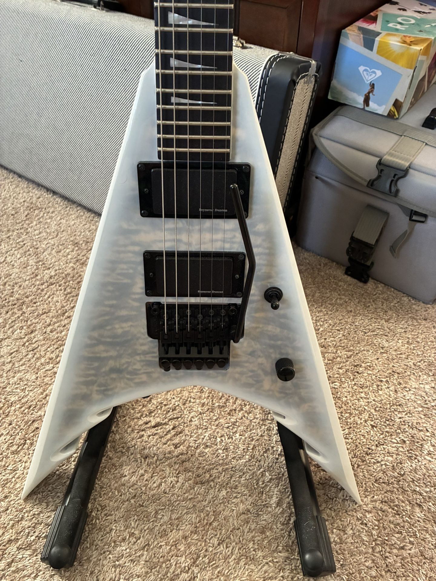 Used Jackson Cory Beaulieu King V KV6Q White Solid Body Electric Guitar