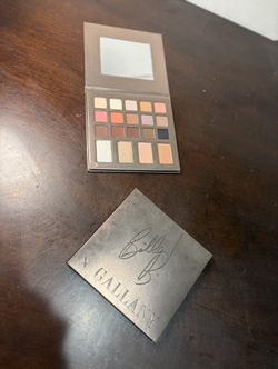 Billie B × GÁLLANY Eyeshadow