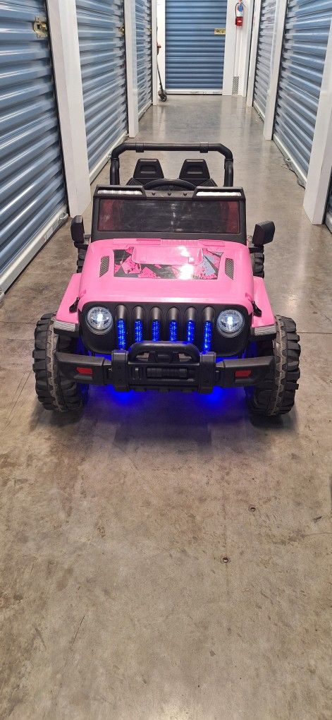 Pink Jeep Semi New Has Bluetooth/remote Control Charger/ LED Lights $100 OR BEST OFFER
