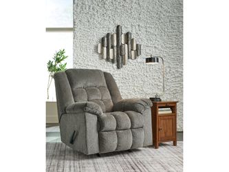 Kegler Putty Recliner