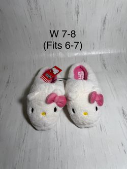 Women’s Hello Kitty Slippers