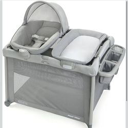 Graco - Pack N Play 
