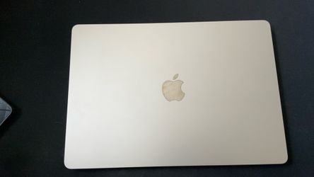 MacBook Air 15”  NEW (open box)… M4.  256 BG SSD, 16 GB Ram