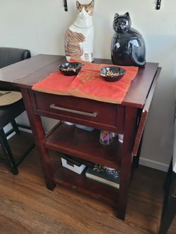 Foldable Wooden Table