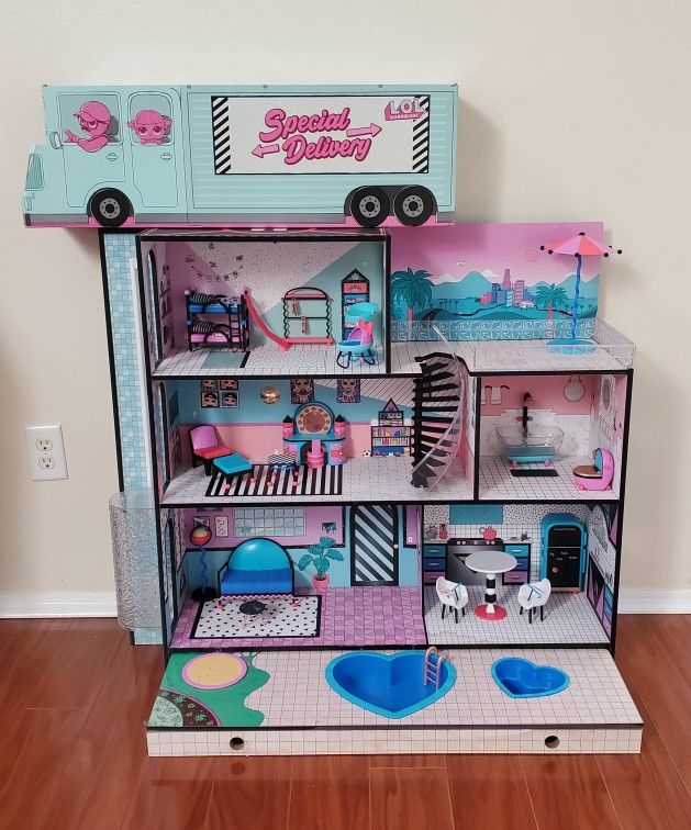 LOL Dollhouse (Read Description)